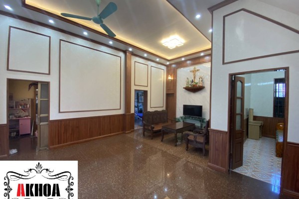 tam op tuong pvc nano